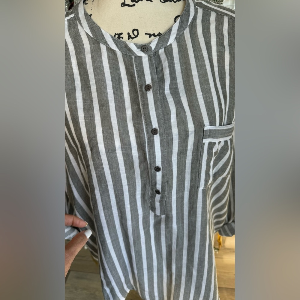 Lucky Brand Top Striped Long Sleeve - Picture 5 of 9